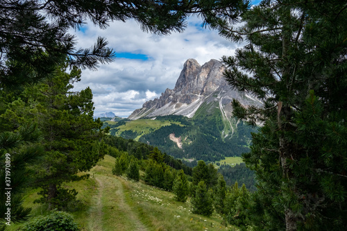 Cornice sulle Dolomiti
