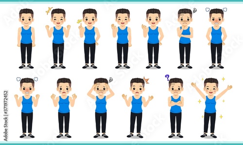 青いタンクトップの男の子