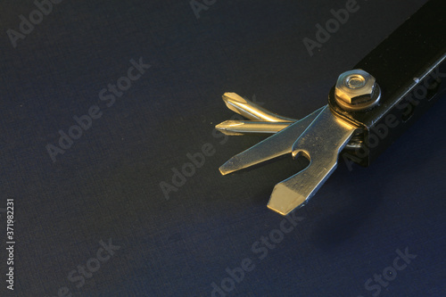 Wallpaper Mural ねじ回し、栓抜きセット Torontodigital.ca