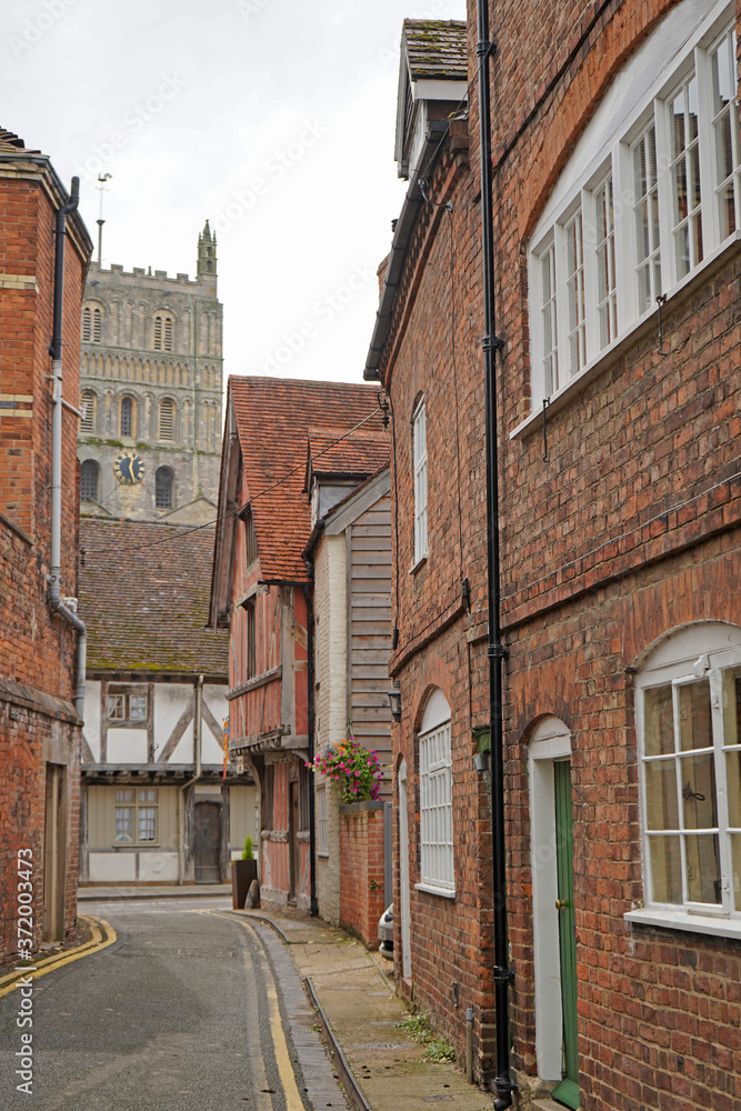 Tewkesbury, England - 16/08/2020 - The street in the town and the view of Tewkesbury Abbey 