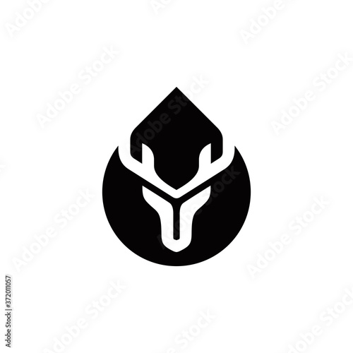 Gas & oil vector logo. Antler & oil drop vector.