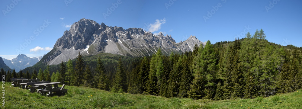 Dolomiti - monte Lastroni