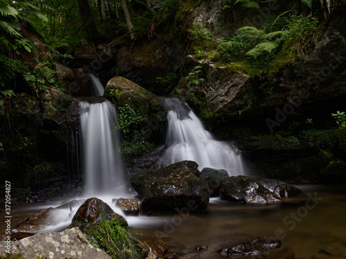 kleiner wasserfall an den Todtnauer Wasserfällen © Thomas