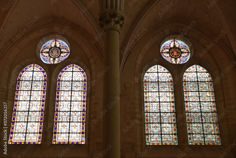 Vitraux de l'abbaye de Royaumont, France