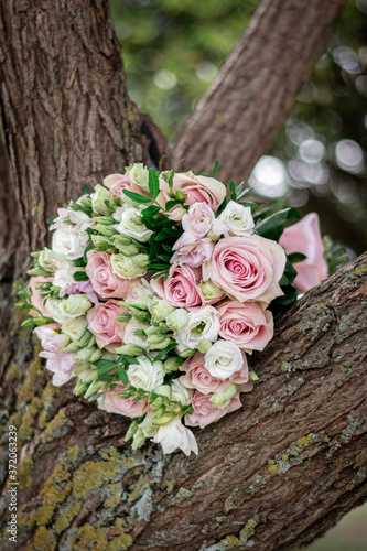 wedding bouquet of roses