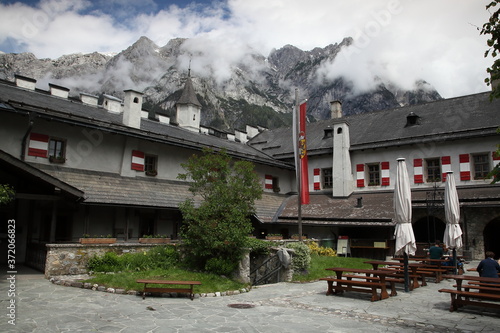 Wallpaper Mural Sound of Music in Werfen Torontodigital.ca