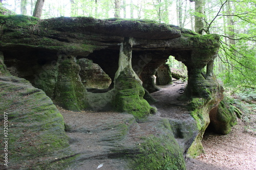 Grotte de l'Ermitage - massif de la Serre 2