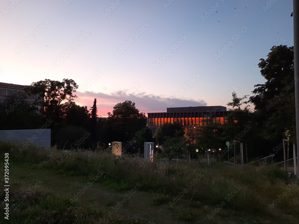 Fototapeta premium sunset in the city