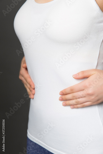 Wallpaper Mural 便秘の女性 Torontodigital.ca