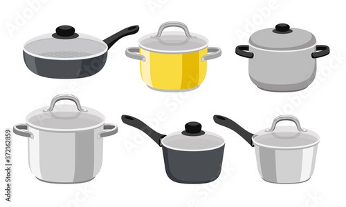 Pans pots and saucepans. Kitchen pan objects, cartoon kitchenware tools collection for cooking, vector illustration of elements for boiling and frying isolated on white background