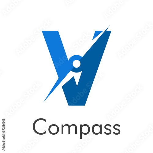 Letra inicial V con flecha como logotipo de brújula en color azul con palabra Compass en color azul