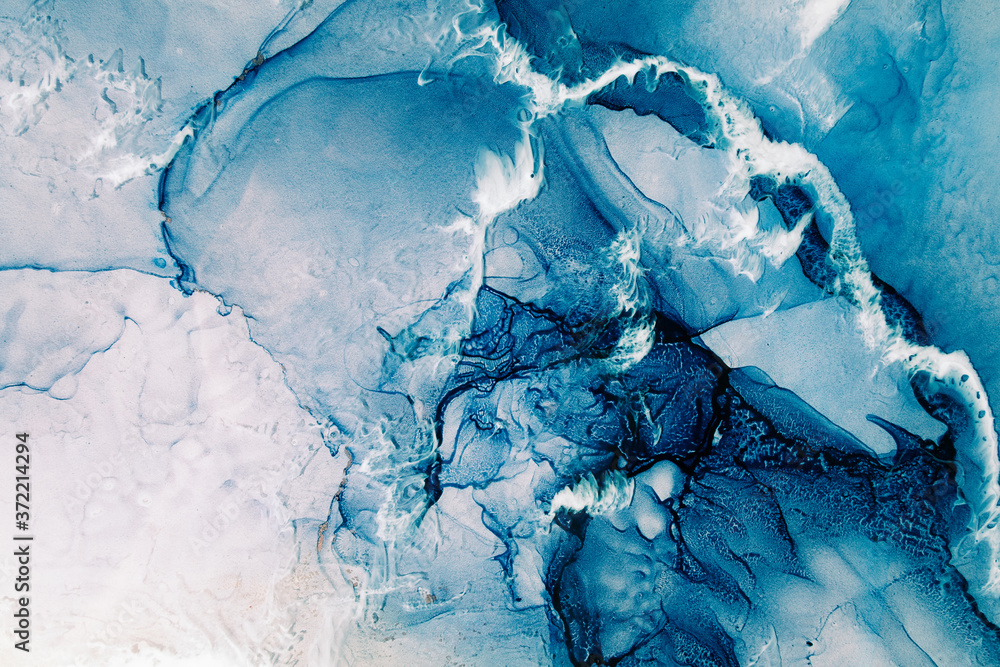 Бирюзовый мрамор фон. Мрамор в башкортостане. Фонтан треви скульптуры. Мрамор aqua green. Мраморные пещеры патагонии чили.