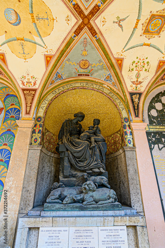 Cimitero monumentale di Vyšehrad Praga Tomba di Karel Tichý