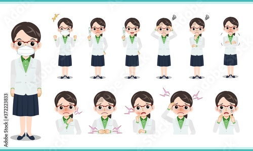 メガネを着た専門職の女性