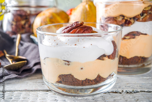 Foto Autumn trifle dessert