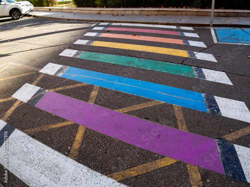 paso de cebra colorido
