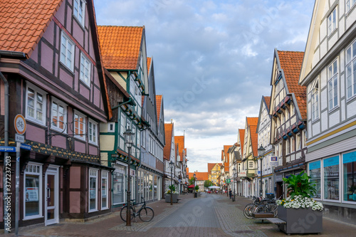 Fotografía beautiful summer evening in the historic old town of Celle in Lower Saxony