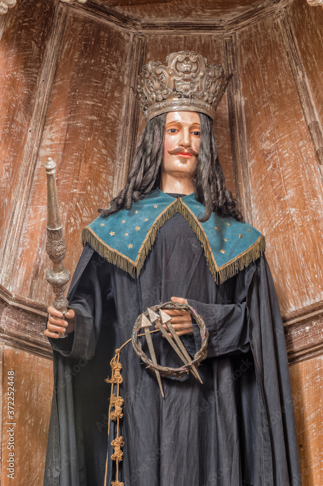 Naklejka premium Sao Francisco de Assis Church, Statue Saint Louis King of France, Sao Joao del Rey, Minas Gerais, Brazil