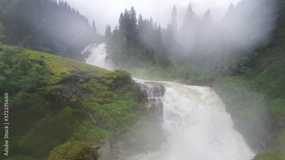 Fototapeta premium waterfall in the mountains