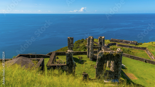 Slika na platnu A view out to sea across the ruins of Brimstone Hill Fort in St Kitts