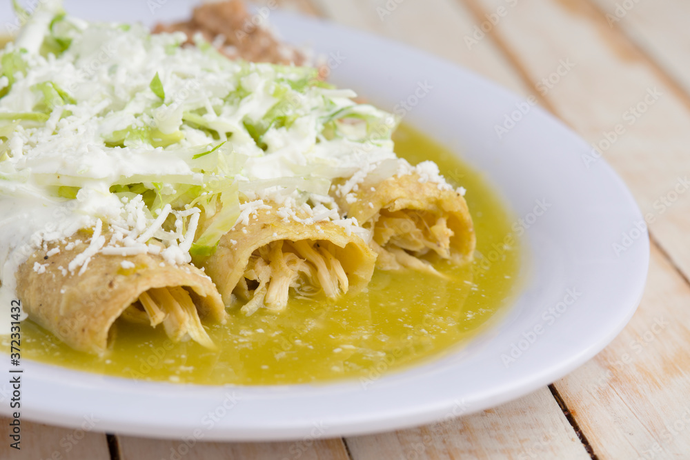 Enchiladas Verdes