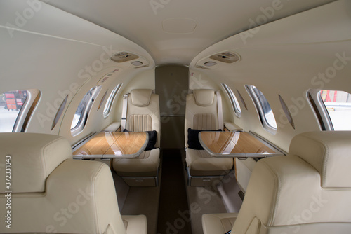 Interior de un avión privado