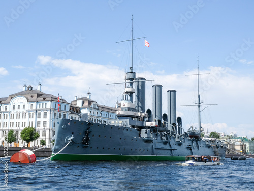 Photo The cruiser Aurora in St. Petersburg, Russia