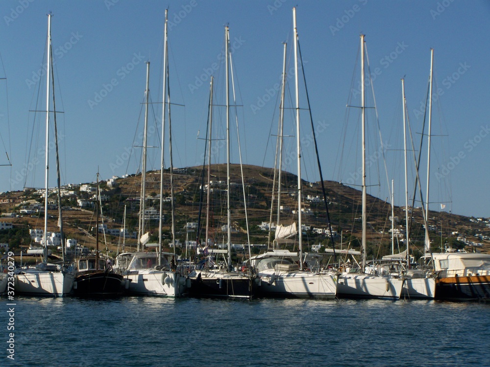 Grèce - Les Cyclades - Île de Paros - Parikia- Port de plaisance	