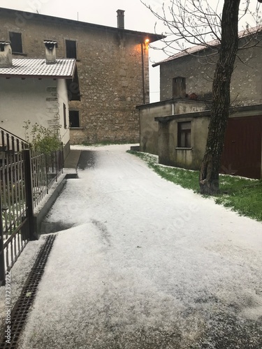 narrow street in the old town of tallinn