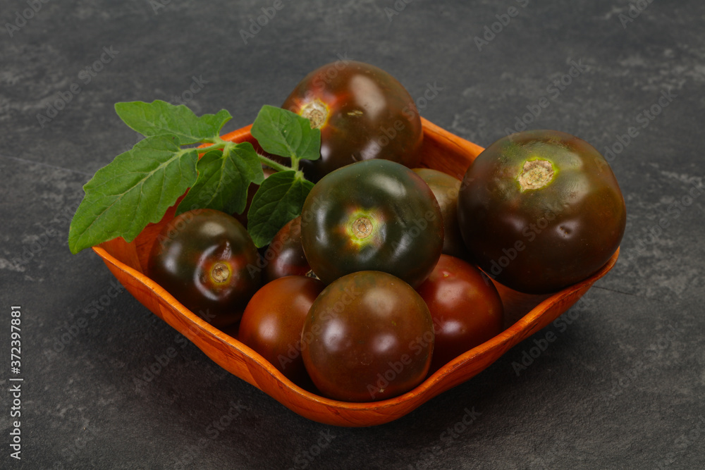Black tomato -tasty fresh Kumato Black tomato -tasty fresh Kumato