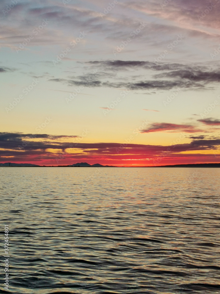 Fototapeta premium sunset over the sea