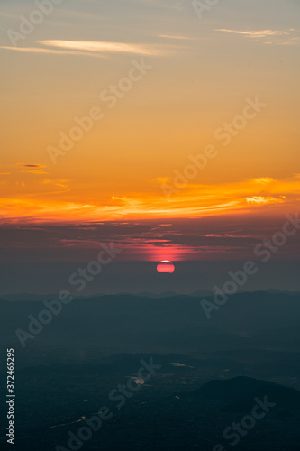 Wallpaper Mural 日の出 Torontodigital.ca