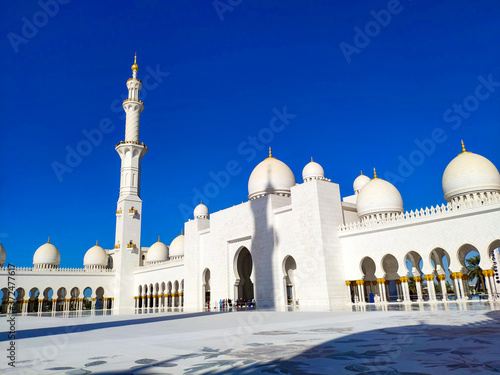 zayed mosque abu dhabi