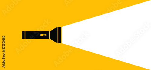 Flashlight, electric torch projection spotlight. Comic brain electric lamps idea concept. Flat vector light bulb icon or sign ideas. Brilliant lightbulb education or invention lamp pictogram banner.