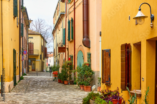 Fototapeta Naklejka Na Ścianę i Meble -  Old street in San Giovanni in Marignano