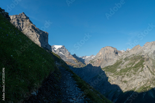 Bergwelt, Aussicht beim Aufstieg zur Muttseehütte (SAC)