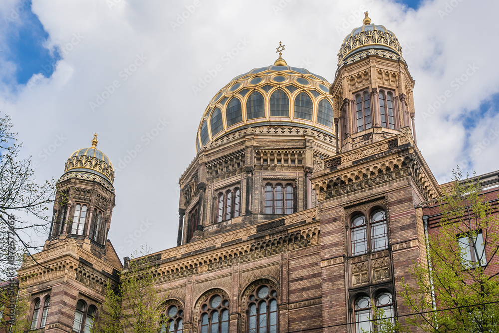 New Synagogue (Neue Synagoge, 1859 -1866) - the main synagogue of the Berlin Jewish community, is an important architectural monument of the second half of the 19th century in Berlin. Germany.