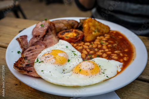 fried eggs with bacon