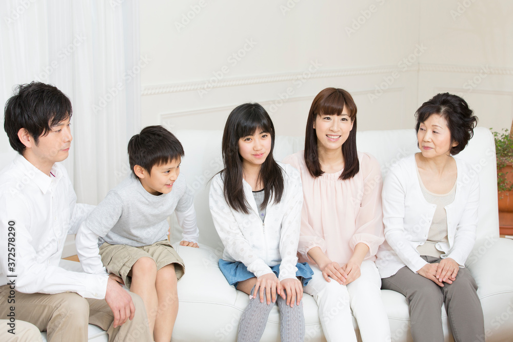 Fototapeta premium 3世代ファミリー