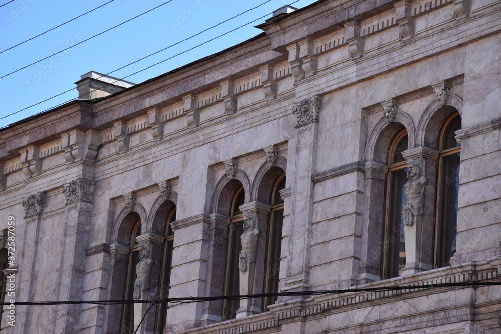 Fototapeta premium facade of a building