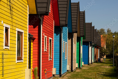 kolorowe domki