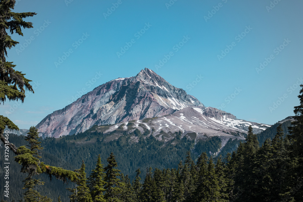 diamond head mountain in British Columbia
