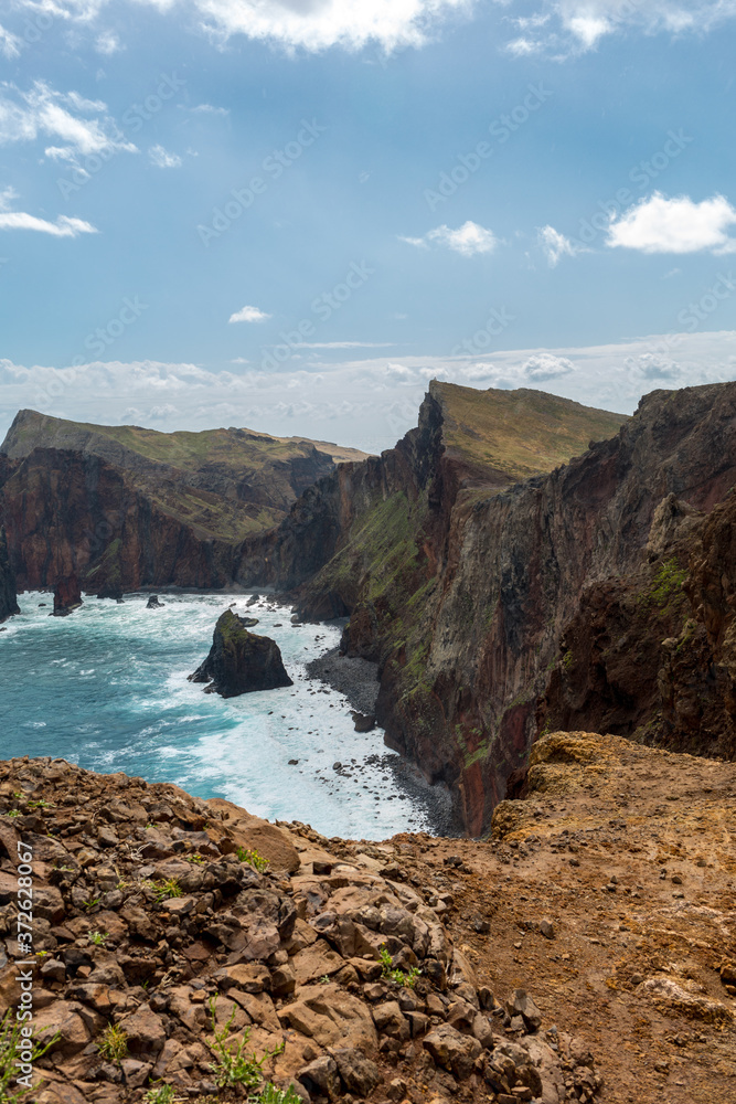 Obraz premium Beautiful landscape at the Ponta de Sao Lourenco, the eastern part of Madeira, Portugal