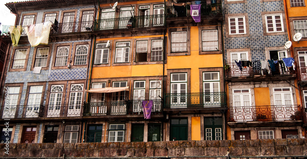 houses in portugal oporto