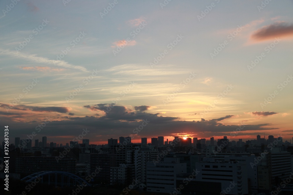 Fototapeta premium 도시의 일몰