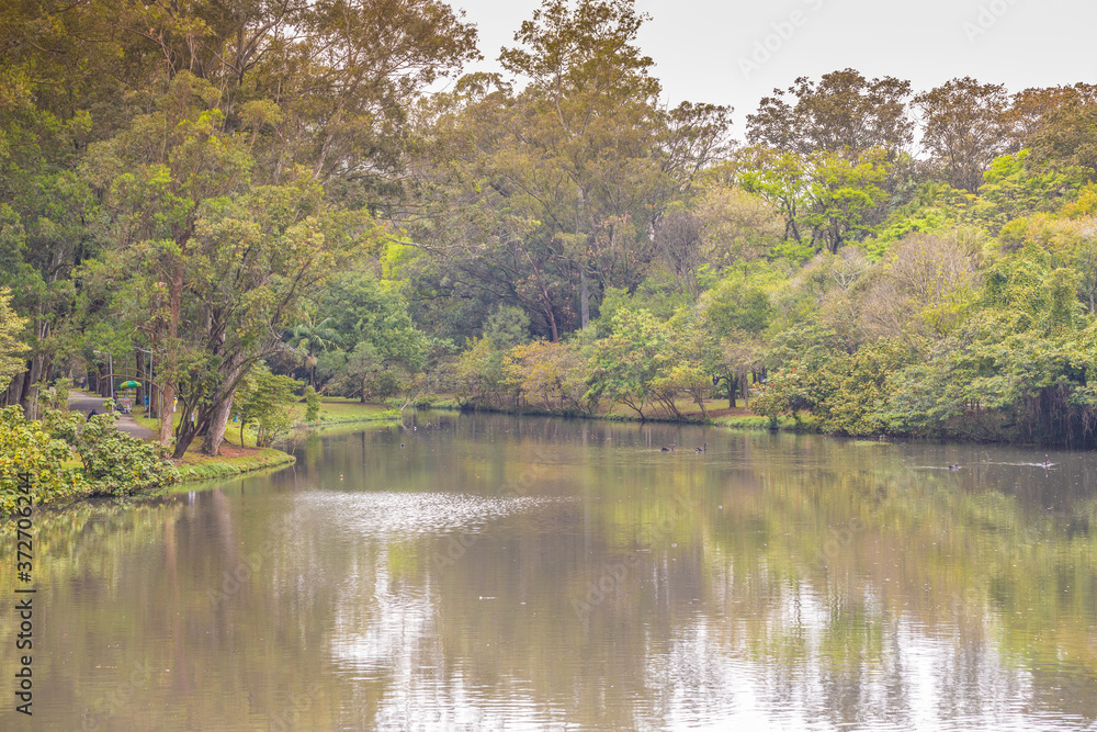 Imagem de parque vazio devido a pandemia e quarentena Imagem de parque vazio devido a pandemia e quarentena
