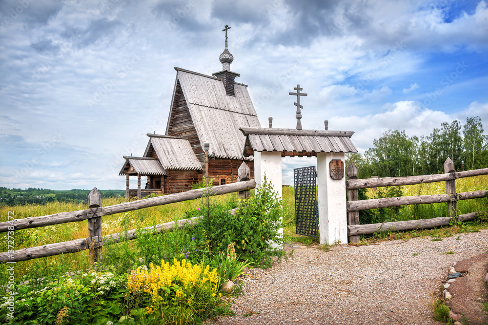 Fototapeta premium The old wooden Church of the Resurrection on Mount Levitan in Plyos.Inscription: Church of the Resurrection of Christ