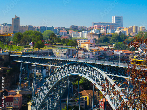 Φωτογραφία Porto, Portugal - July 18, 2019: Dom Luis I bridge and Vila Nova de Gaia seen from Porto