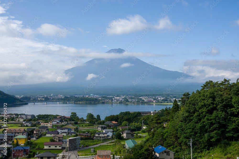 富士山 + 河口湖