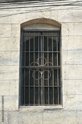Window with metal grill installed during Spanish era © walterericsy
